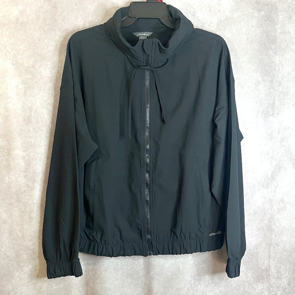 Women's Eddie Bauer Hooded windbreaker. Black size Medium